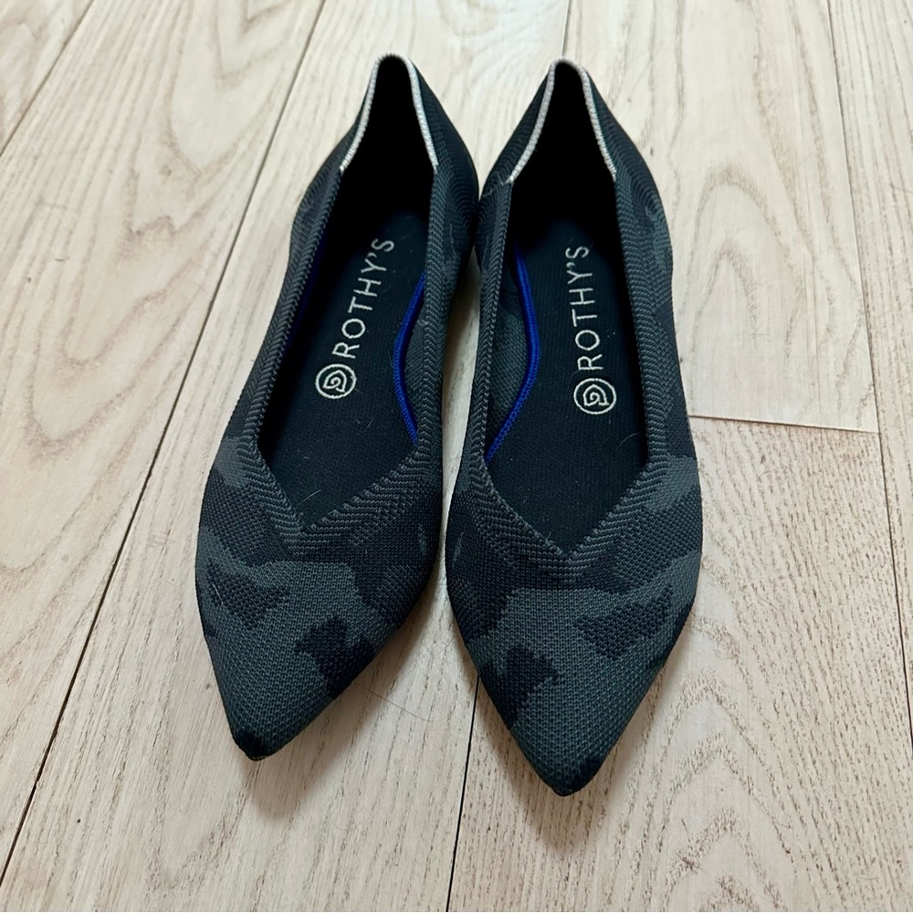 Rothy’s Point Toe Ballet Flats Size 8.5